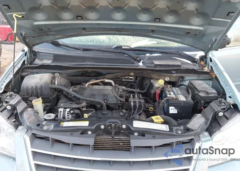 2009 Chrysler Town & Country Lx z USA, uszkodzony, nr VIN 2A8HR44E19R566945